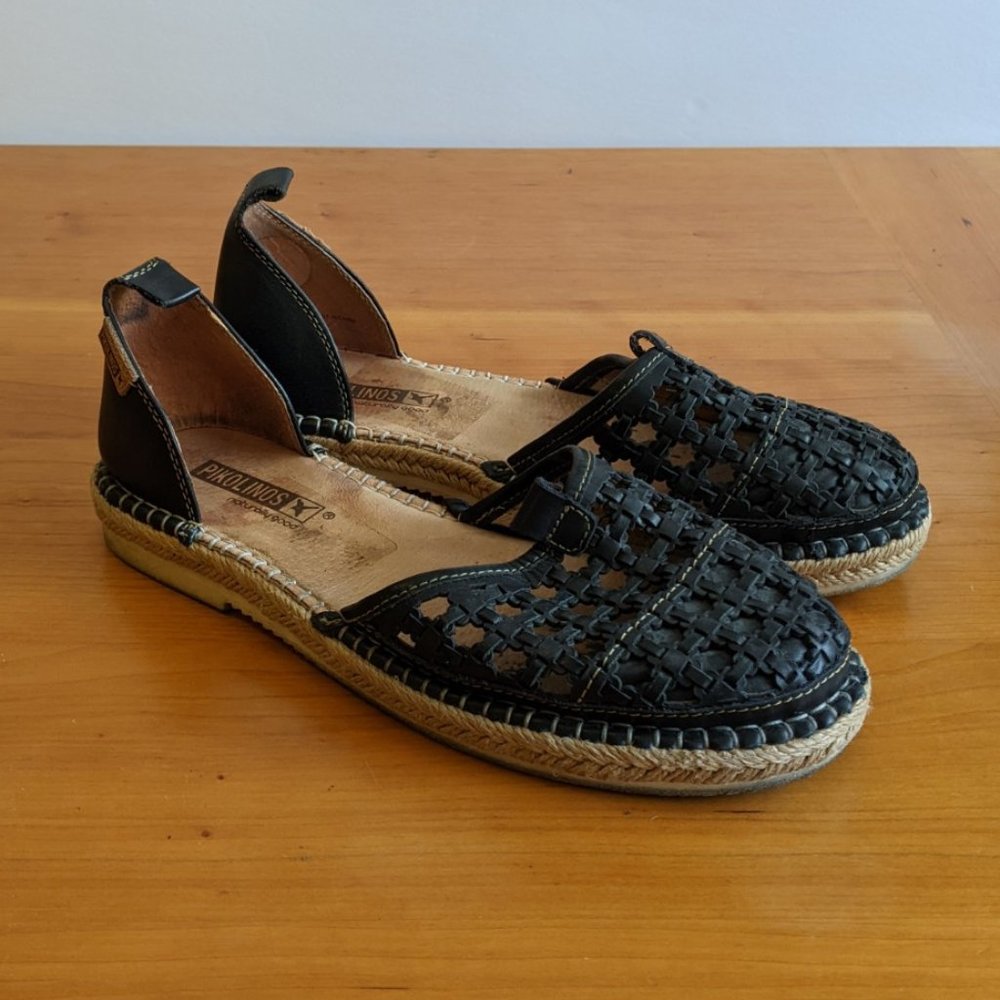 Pikolinos Cadamunt Black Leather Espadrille, sz 37